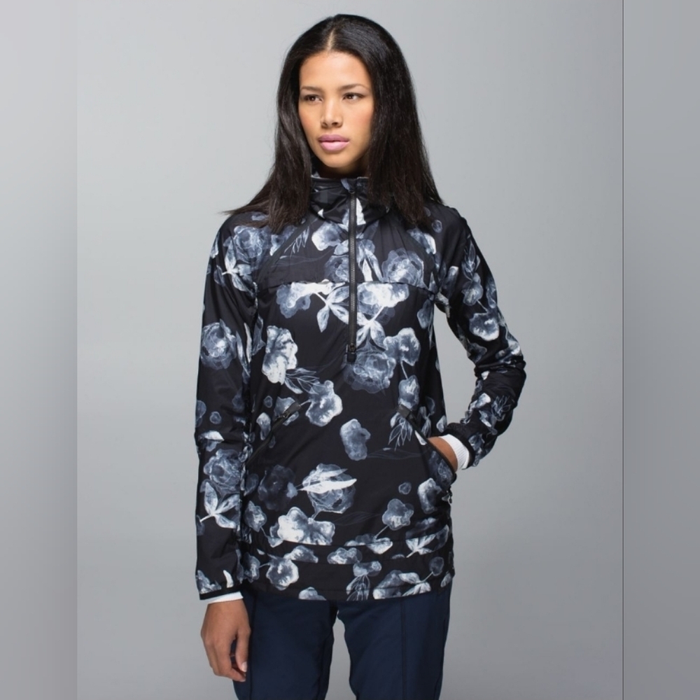 Lululemon Miss Misty Pullover Jacket size 6